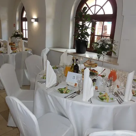 Szálloda Sw. Norberta Nowe Brzesko