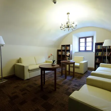 Szálloda Sw. Norberta 3*